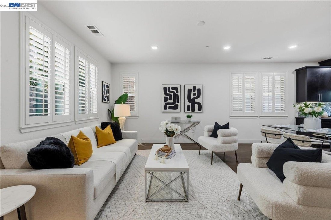 House in Dublin, California, United States 5 - 18499014