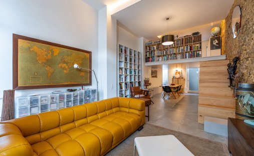 Apartment in Misericordia, Lisbon, Portugal 1