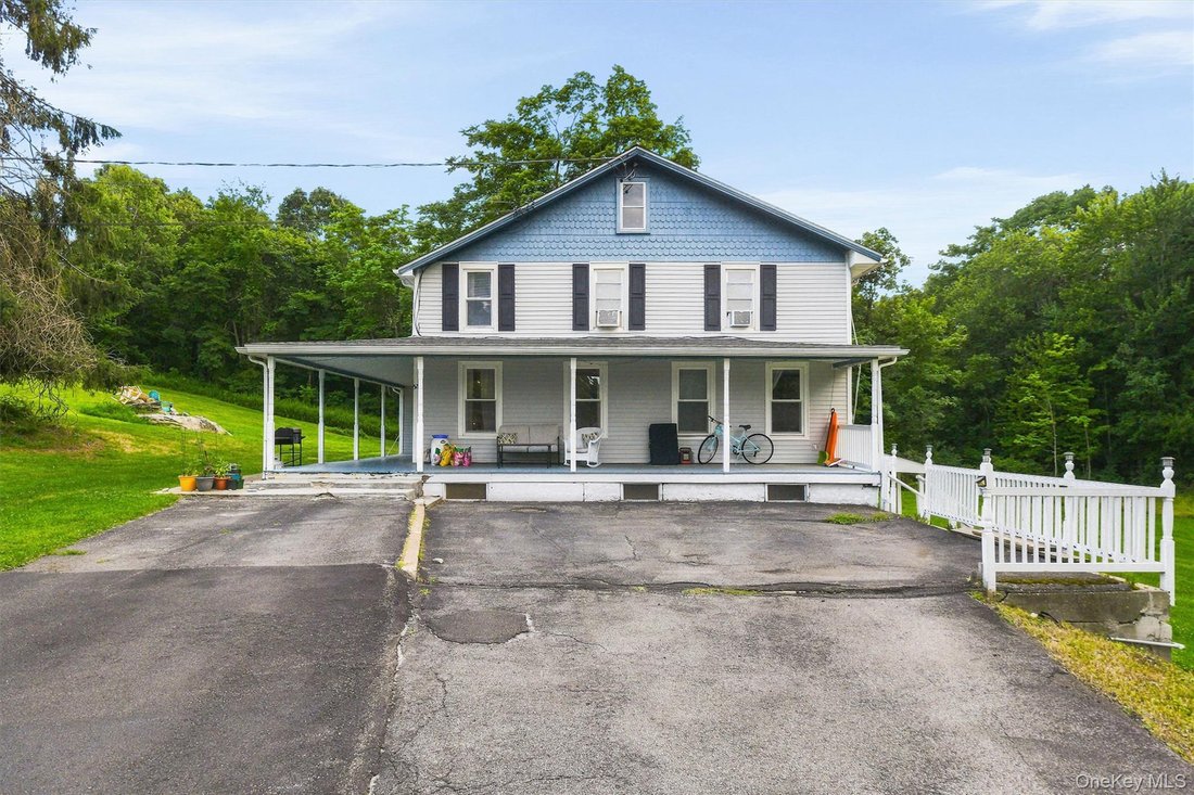 West Park, New York, United States 3 - 18488103