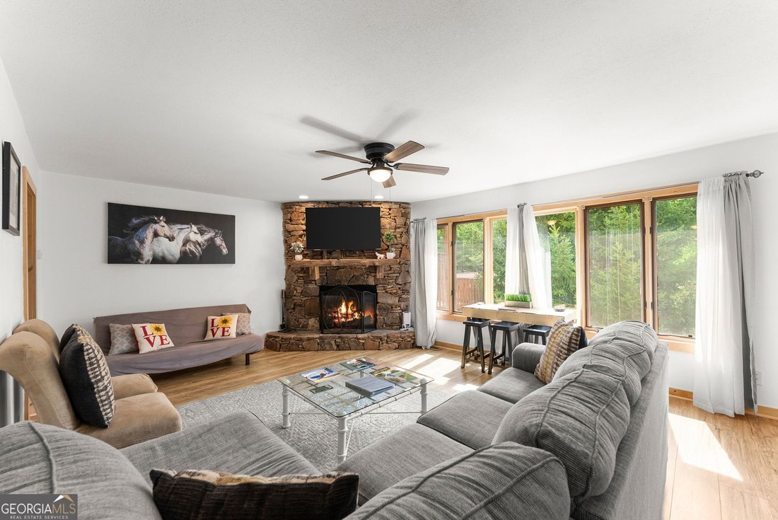 Condo in Helen, Georgia, United States 4 - 18500102