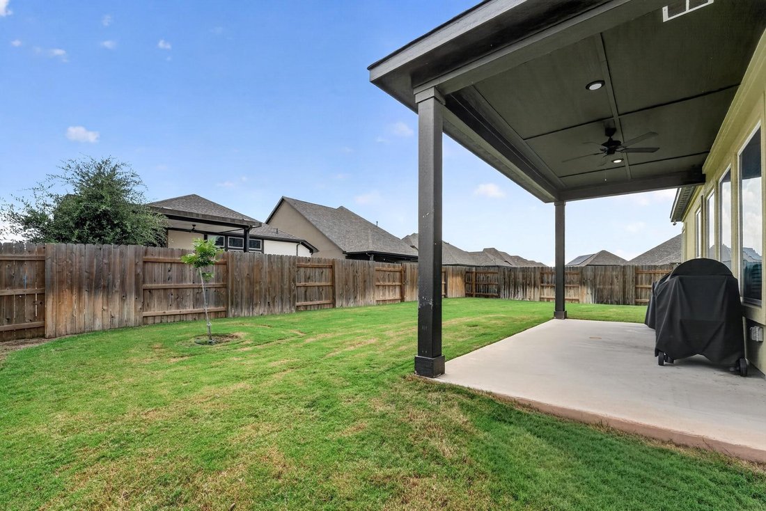 House in Coupland, Texas, United States 5 - 18502339