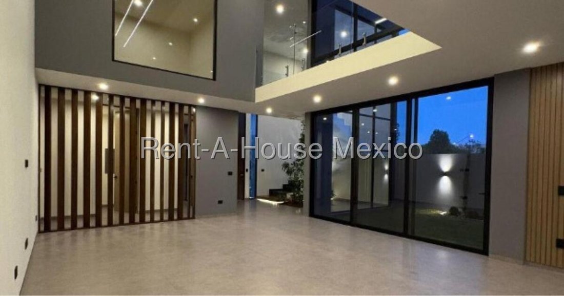 House in Santiago de Querétaro, Querétaro, Mexico 2 - 18498800