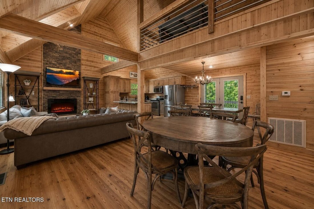 House in Gatlinburg, Tennessee, United States 2 - 18500094