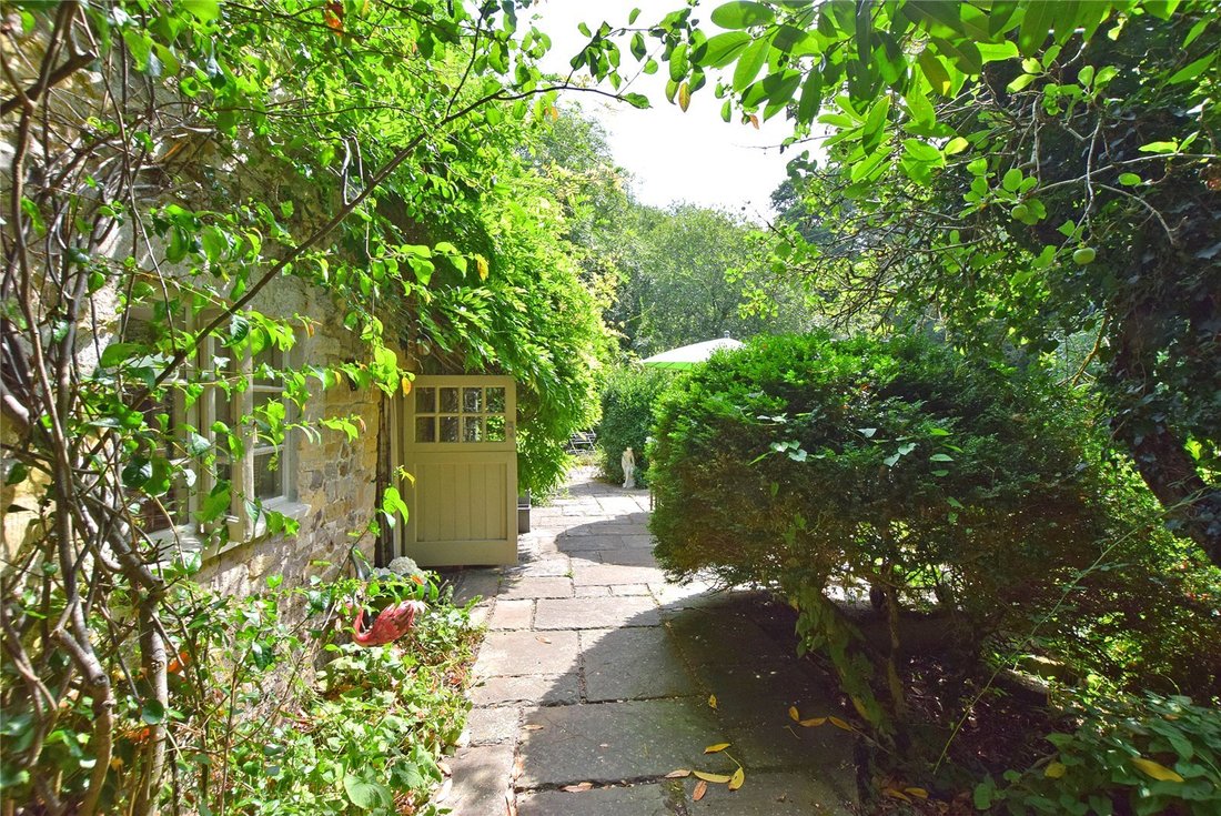 House in Membury, England 2 - 16629743