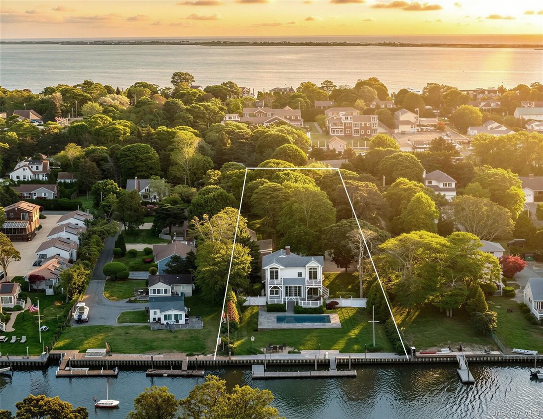 House in Hampton Bays, New York, United States 1 - 18144595