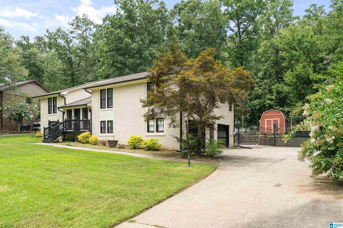 House in Hoover, Alabama, United States 3 - 18505436