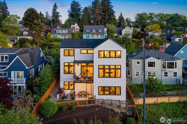 House in Seattle, Washington, United States 1 - 18505229