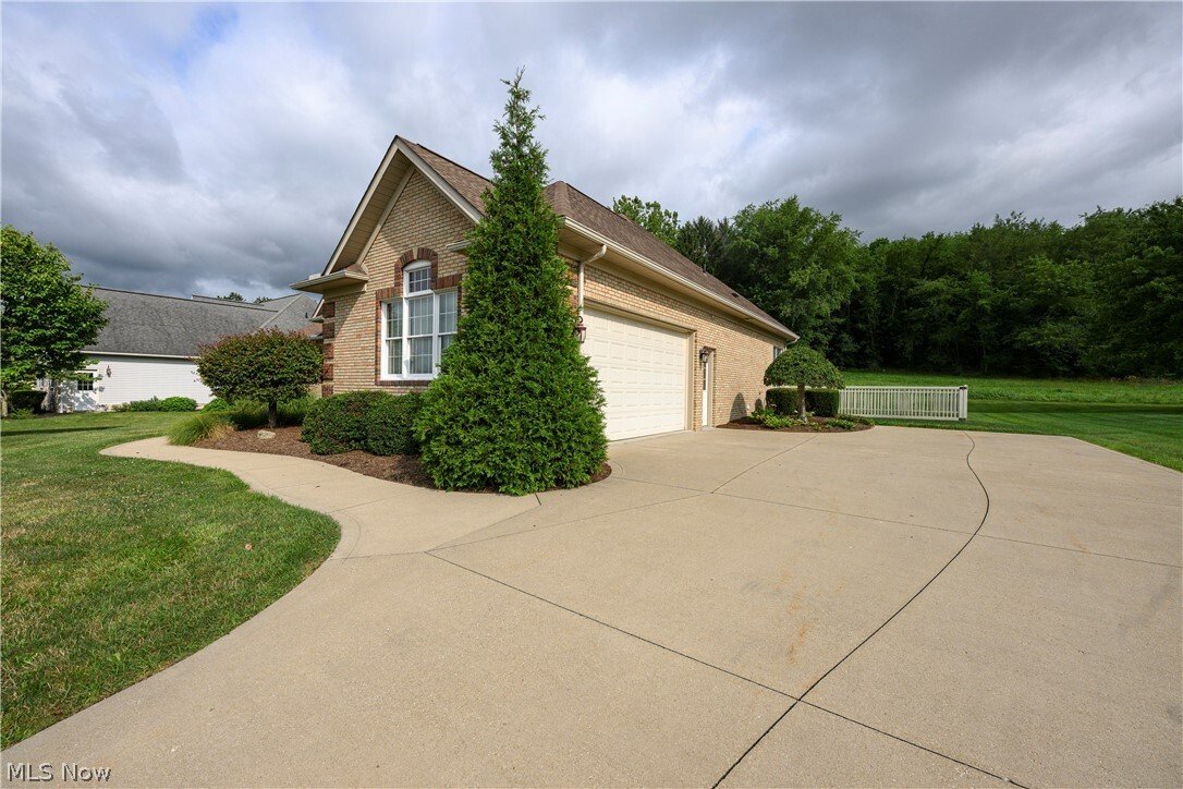 House in Dover, Ohio, United States 4 - 18499358