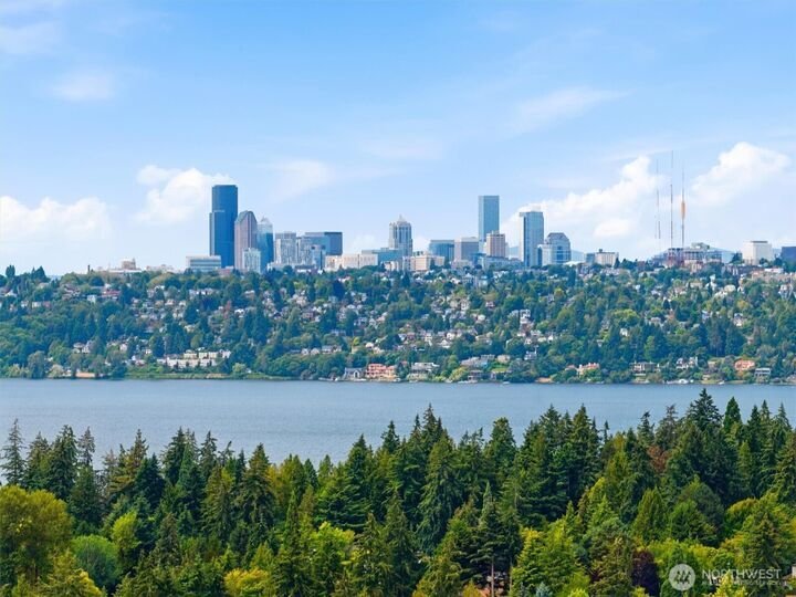House in Bellevue, Washington, United States 2 - 18505212