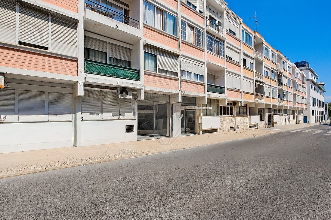 Appartamento a Estoril, Cascais e Estoril, Lisbona 1 - 18499986
