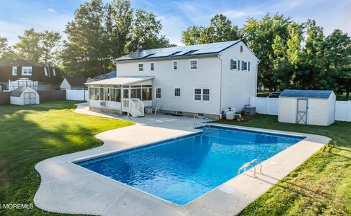 House in Freehold Township, New Jersey, United States 1
