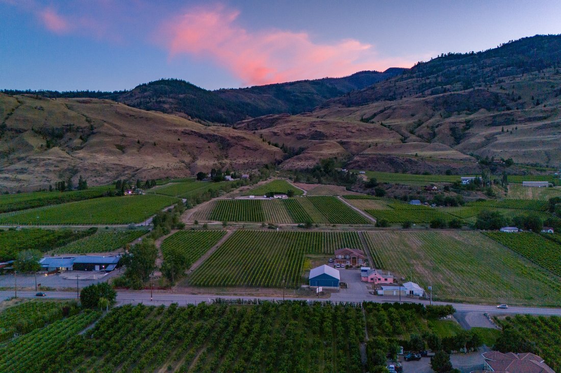Oliver, British Columbia, Canada 2 - 18501355