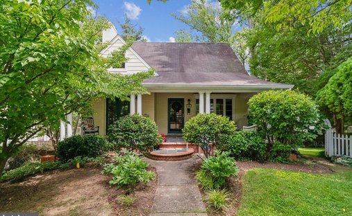 House in Chevy Chase, Maryland, United States 1