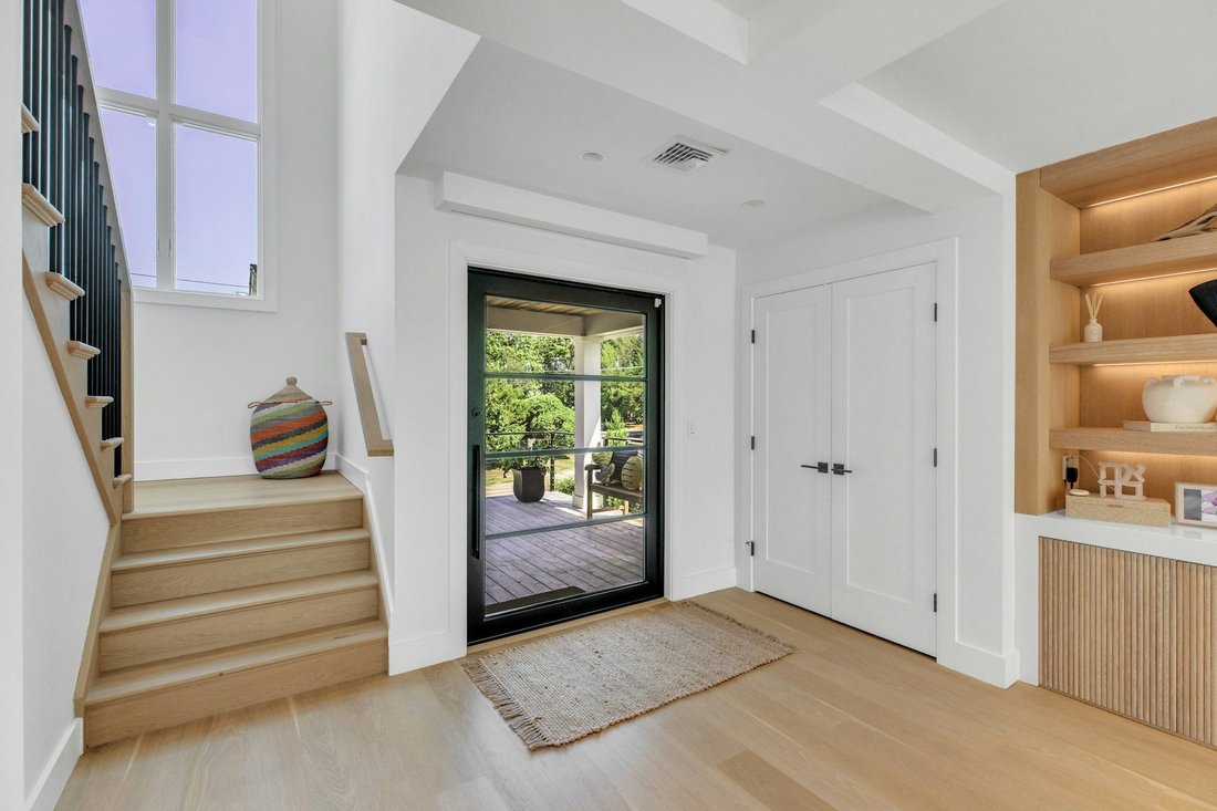 House in Hampton Bays, New York, United States 4 - 18503912