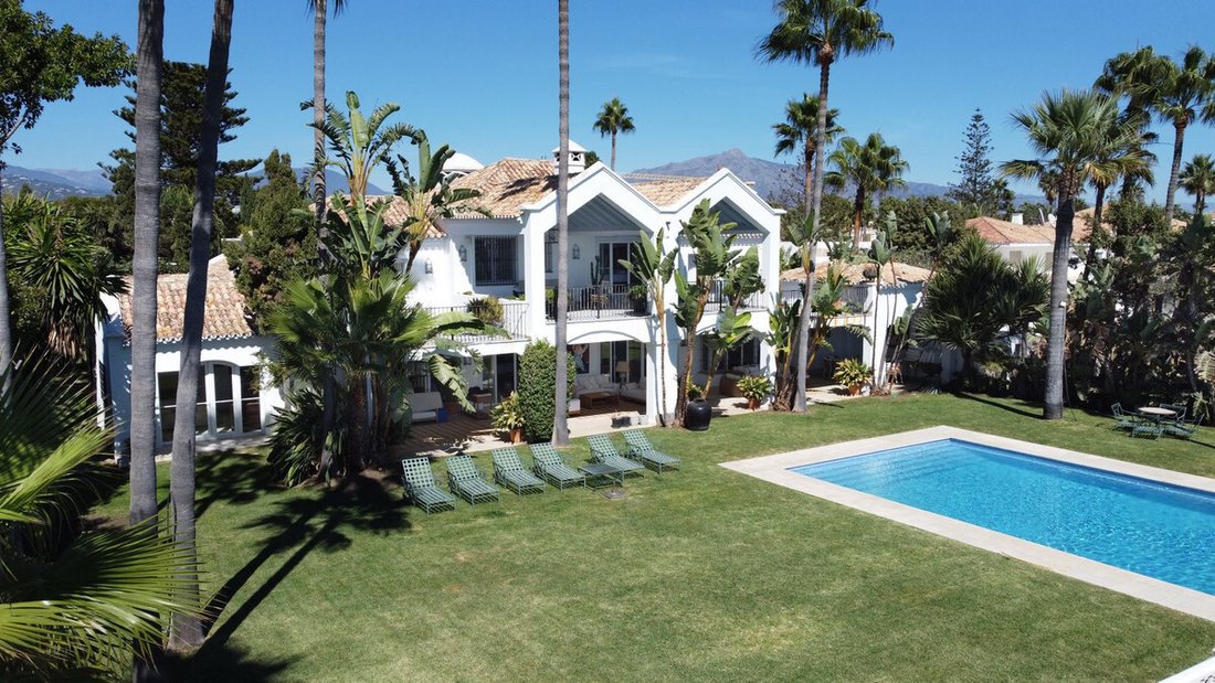 Villa in Guadalmina Baja, San Pedro de Alcantara, Spain 1 - 18500589
