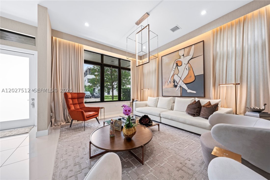 House in Miami Springs, Florida, United States 4 - 18052157