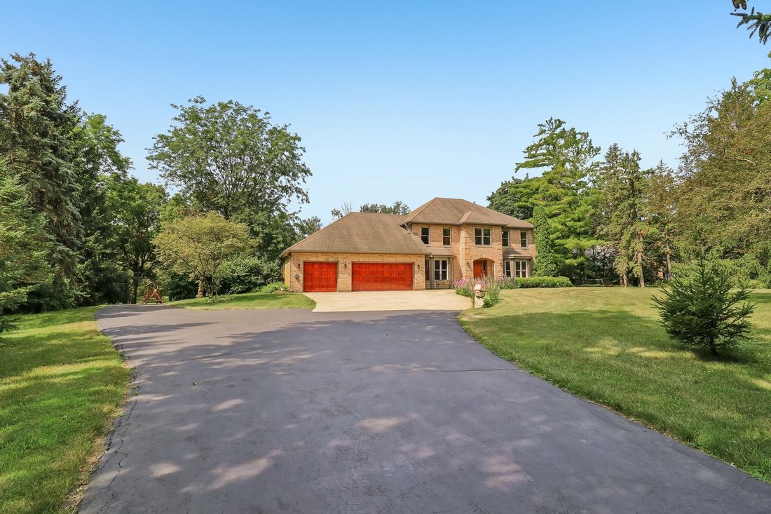House in Elgin, Illinois, United States 3 - 18502854