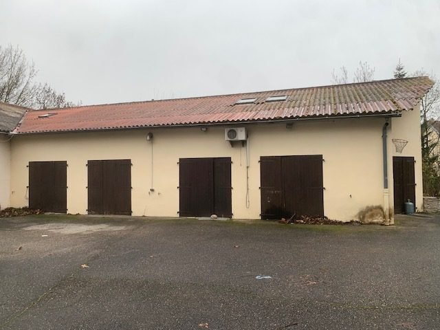House in Thil, Auvergne-Rhône-Alpes, France 2 - 13732069
