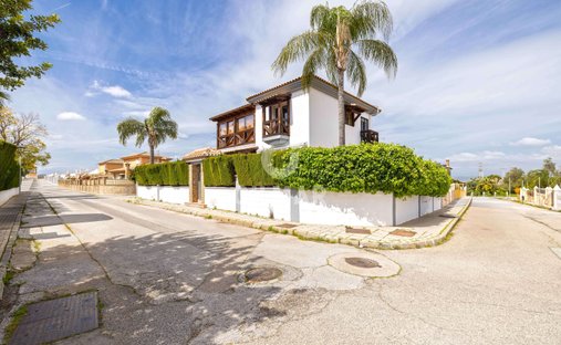 Villa a Alhaurín de la Torre, Andalusia, Spagna 1