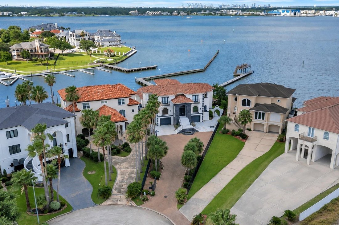 House in Kemah, Texas, United States 1 - 18342347