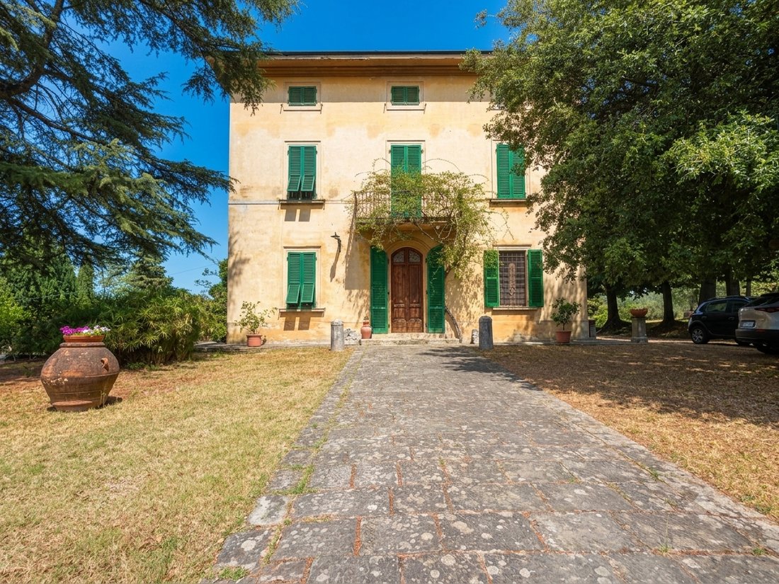 Villa in Terricciola, Tuscany, Italy 1 - 18449645