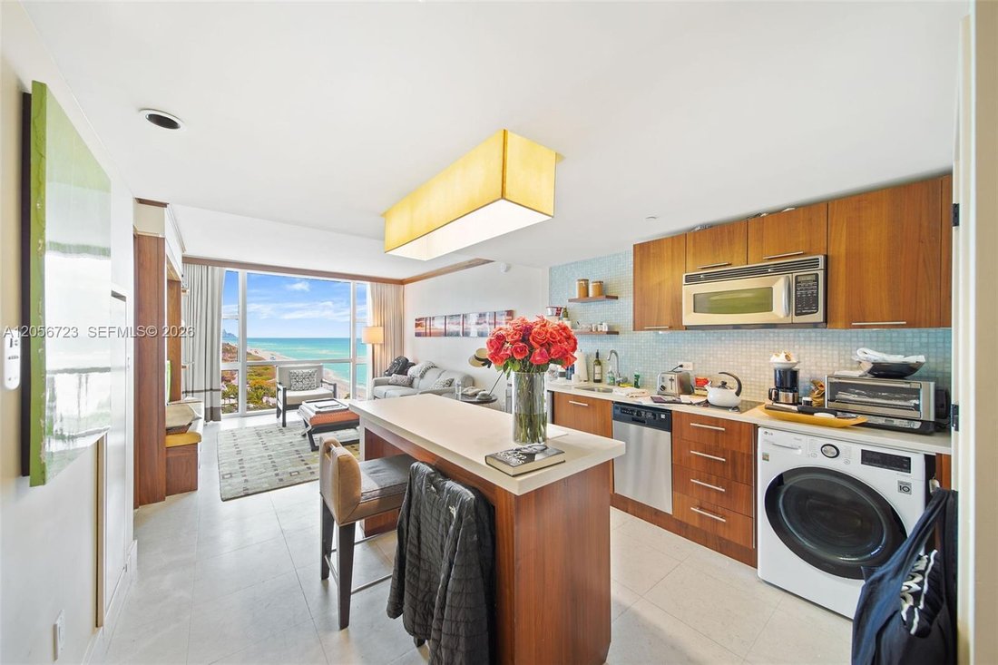 Condo in Miami Beach, Florida, United States 1 - 18503934