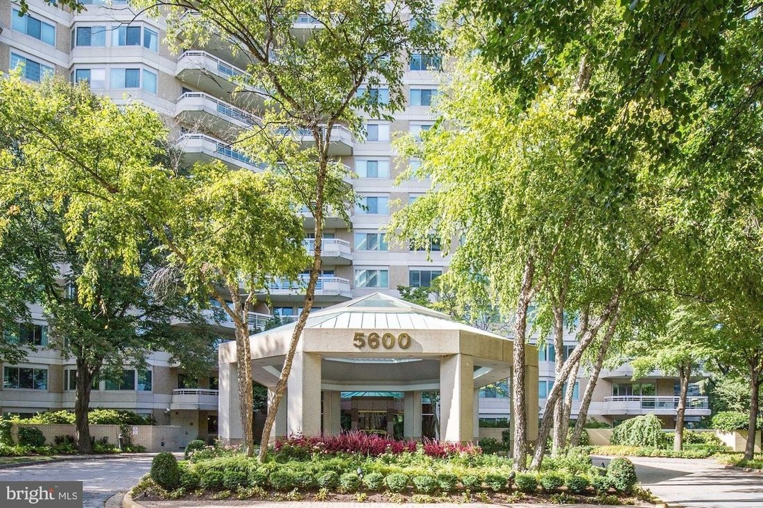 House in Chevy Chase, Maryland, United States 2 - 18506834