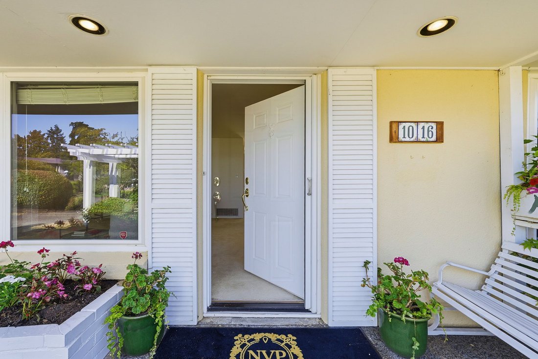 House in Bellevue, Washington, United States 2 - 18501121