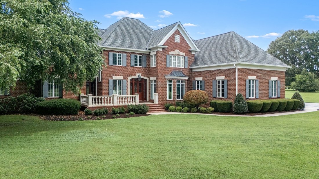 House in Tullahoma, Tennessee, United States 3 - 18502636