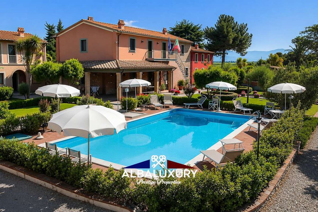 Villa in Castagneto Carducci, Tuscany, Italy 1 - 15362652