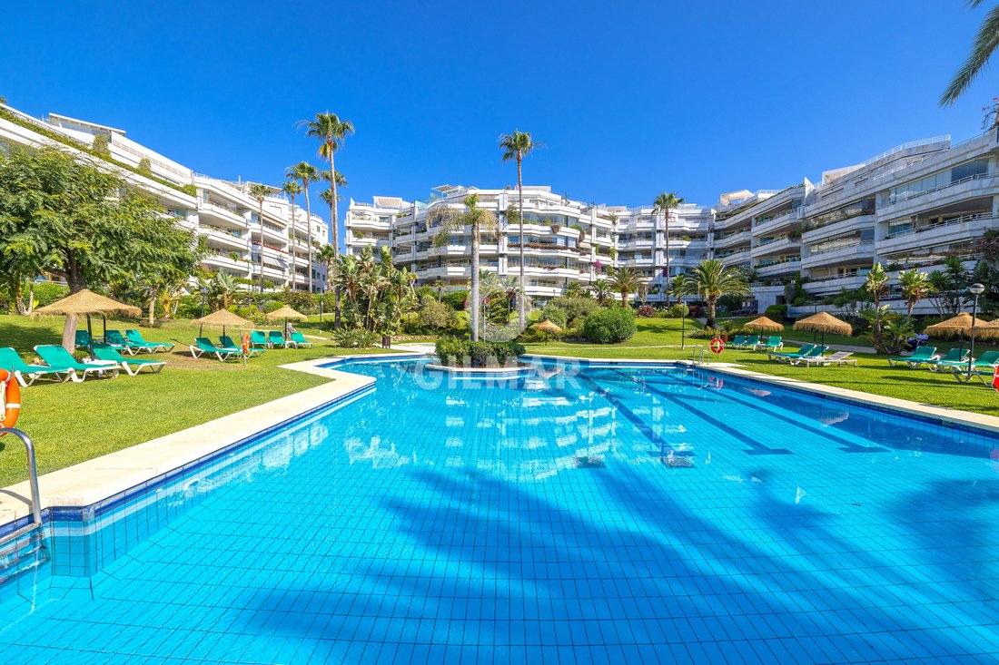 Apartment in Marbella, Andalusia, Spain 1 - 18500494