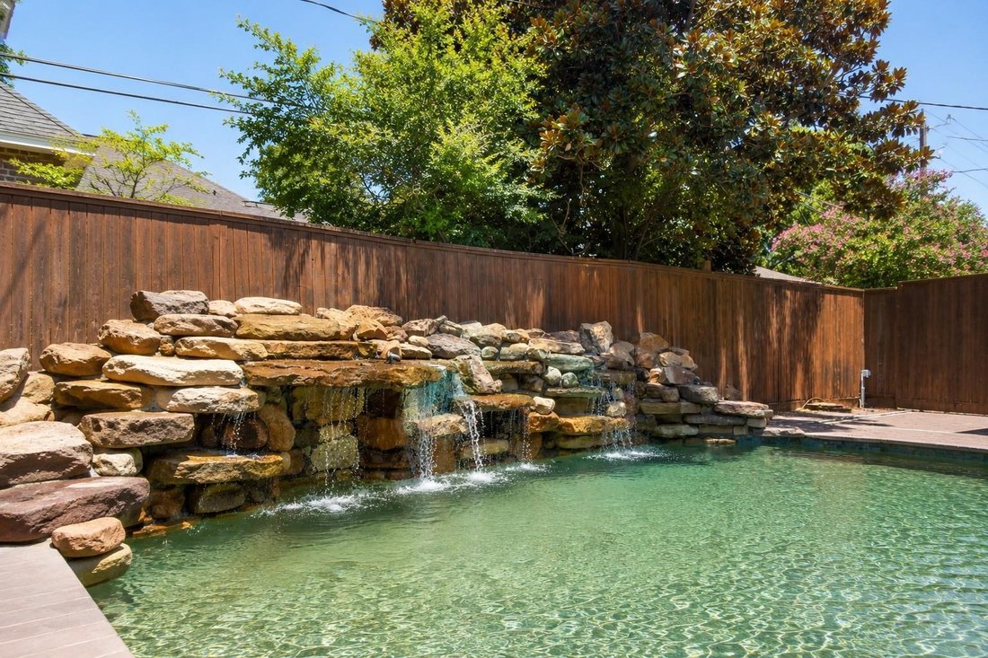 House in Houston, Texas, United States 5 - 18500175