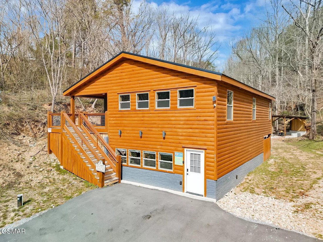 House in Pigeon Forge, Tennessee, United States 2 - 18499989