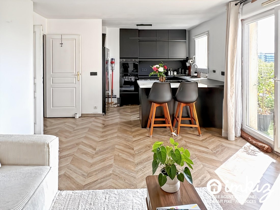 Apartment in Petit Colombes-Charles de Gaulle, Colombes, France 1 - 18499426