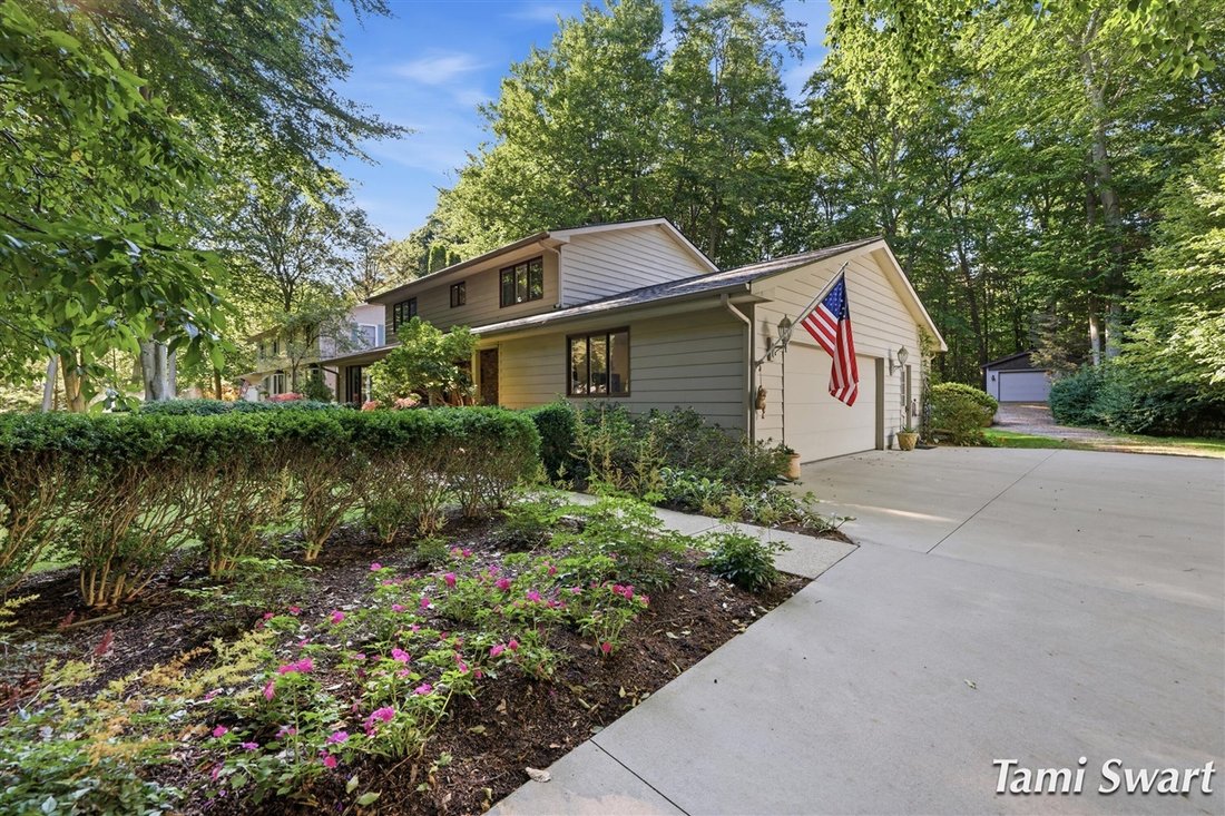 House in Grand Haven, Michigan, United States 5 - 18499473