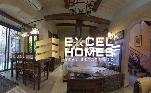 Townhouse in Hamrun, Malta 1