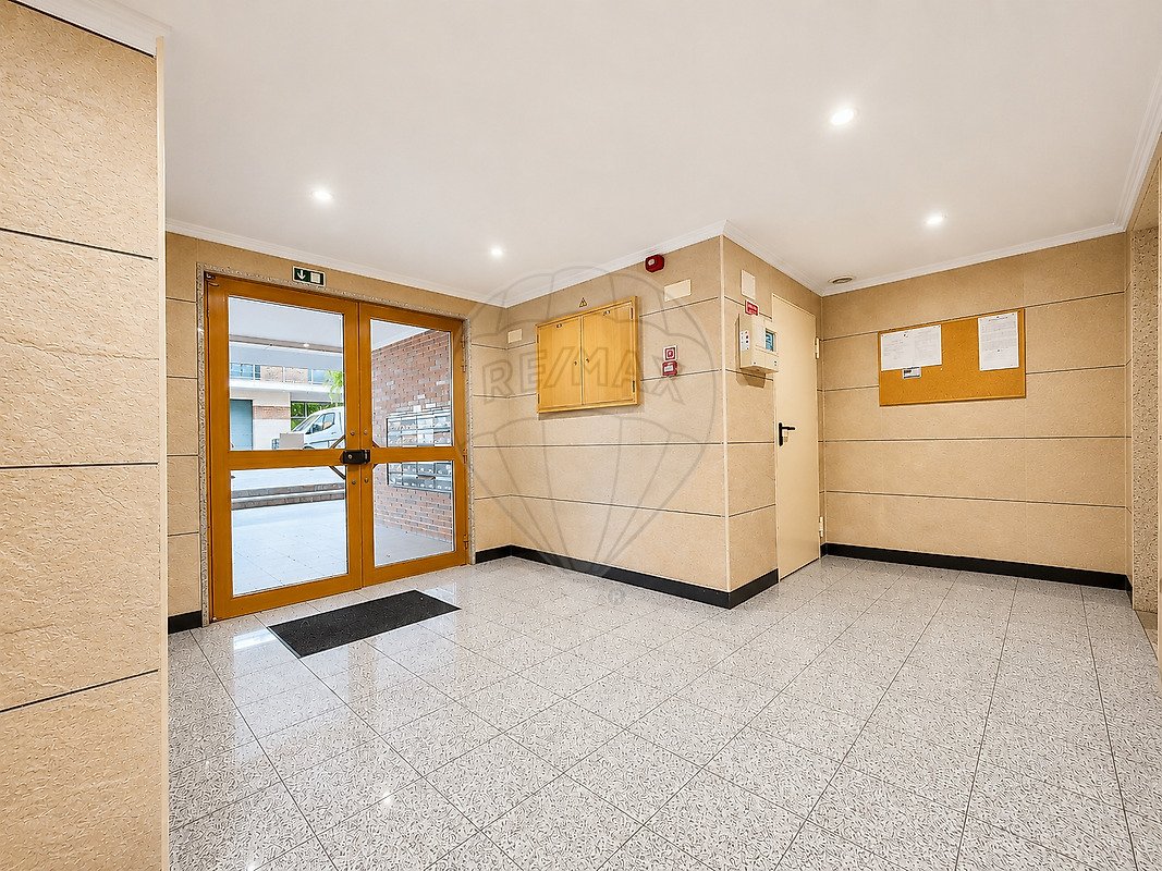 Apartment in Alverca do Ribatejo, Lisbon, Portugal 2 - 18499980