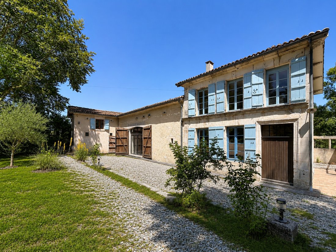House in Saint Hilaire, Barbezieux-Saint-Hilaire, France 1 - 16497613
