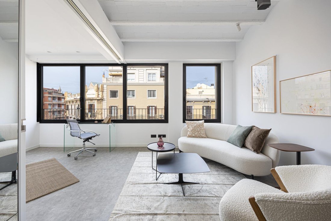 Apartment in Eixample, Barcelona, Spain 2 - 18499949
