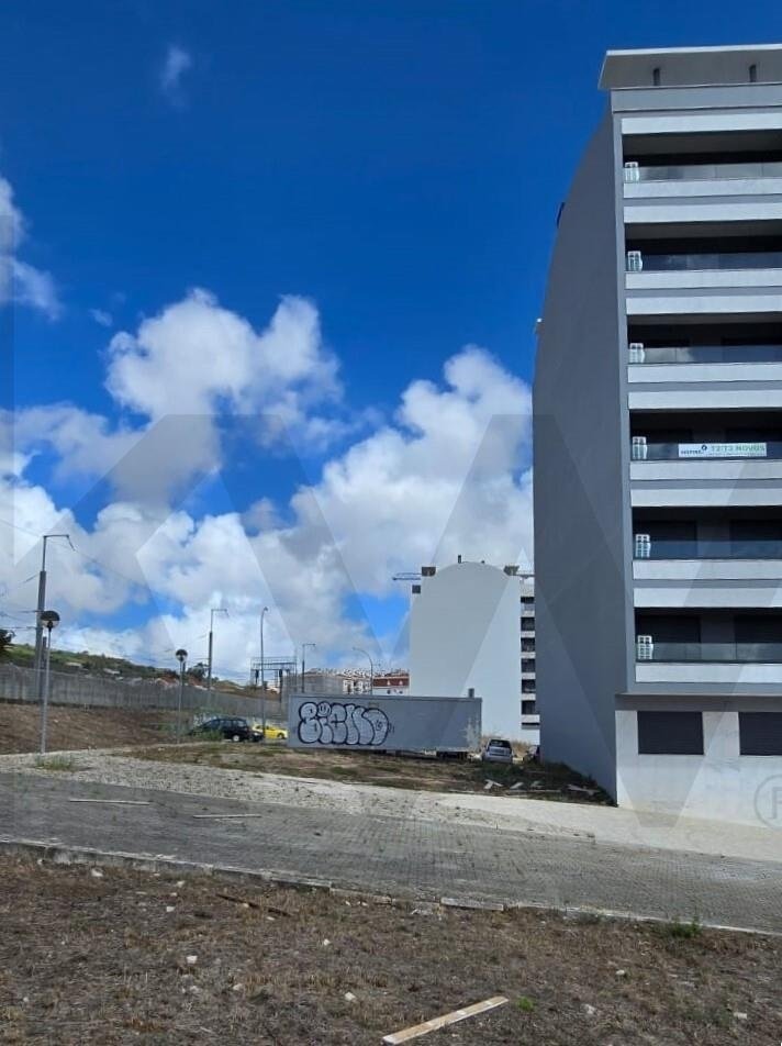 Land in Mina de Agua, Lisbon, Portugal 1 - 18505559