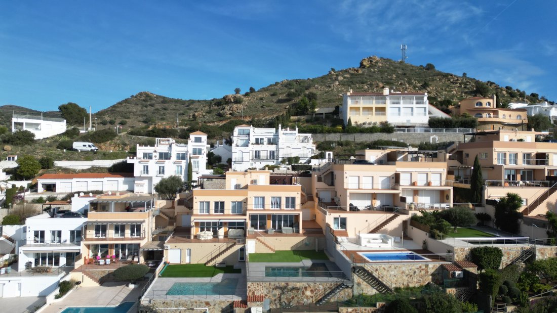 Townhouse in Roses, Catalonia, Spain 4 - 18499333