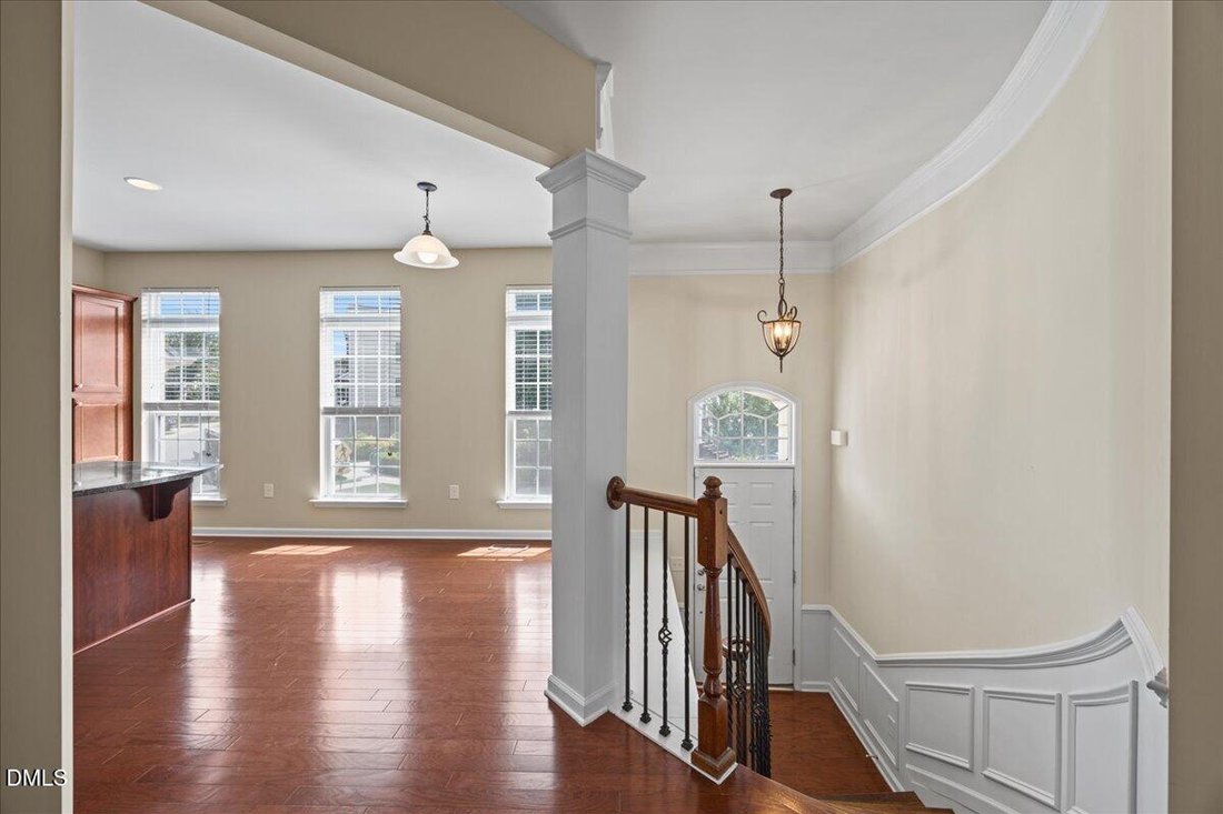 Townhouse in Cary, North Carolina, United States 3 - 18500139