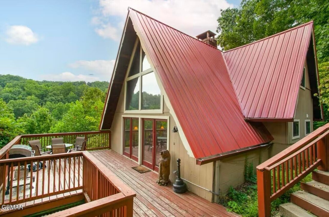 House in Gatlinburg, Tennessee, United States 2 - 18500524