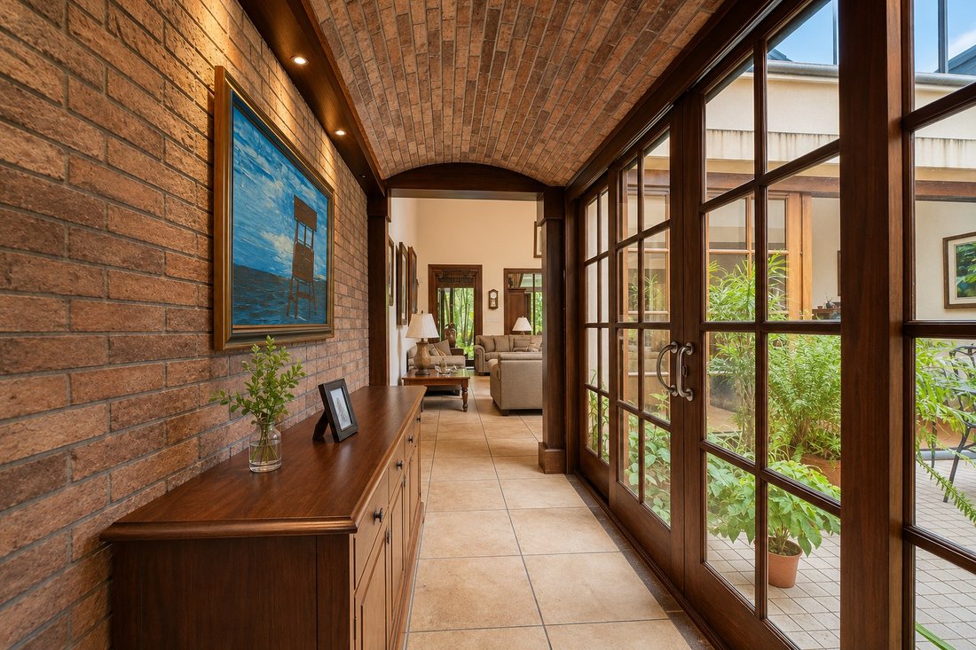 House in San Rafael, San José Province, Costa Rica 3 - 18500527