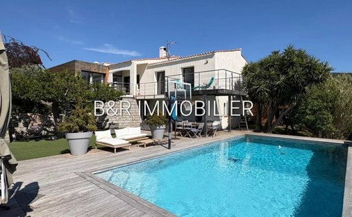 Villa in Grosseto-Prugna, Corsica, France 1