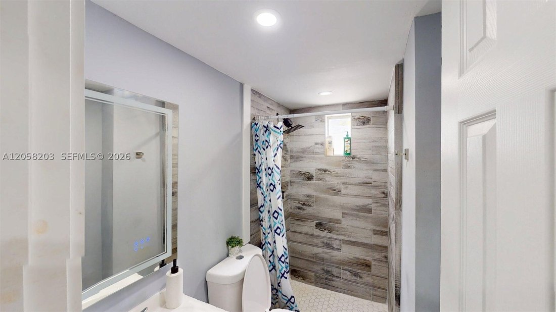 House in Fort Lauderdale, Florida, United States 5 - 18493444