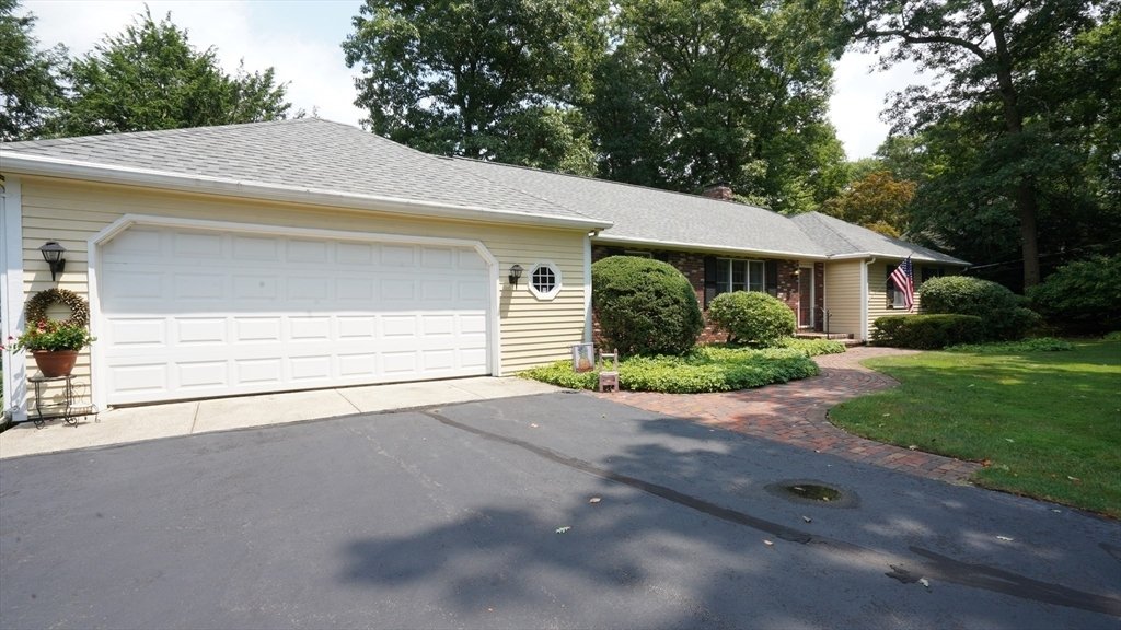House in North Attleborough, Massachusetts, United States 3 - 18504609