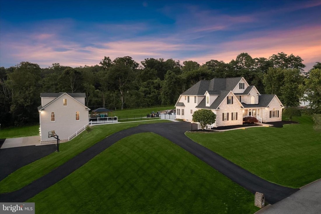 House in Pleasant Hills, Maryland, United States 2 - 18504899