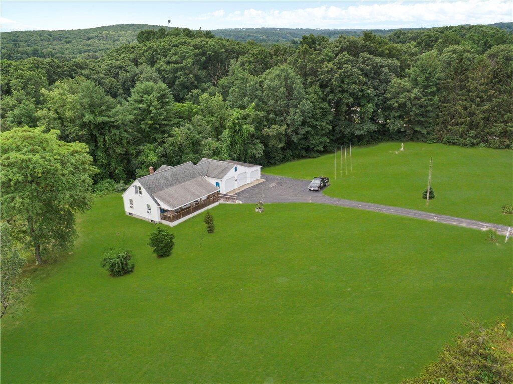 House in Burrillville, Rhode Island, United States 5 - 18499140