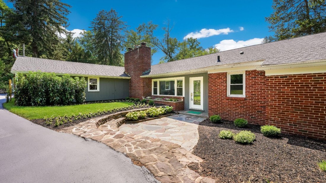 House in Solebury, Pennsylvania, United States 3 - 18505223